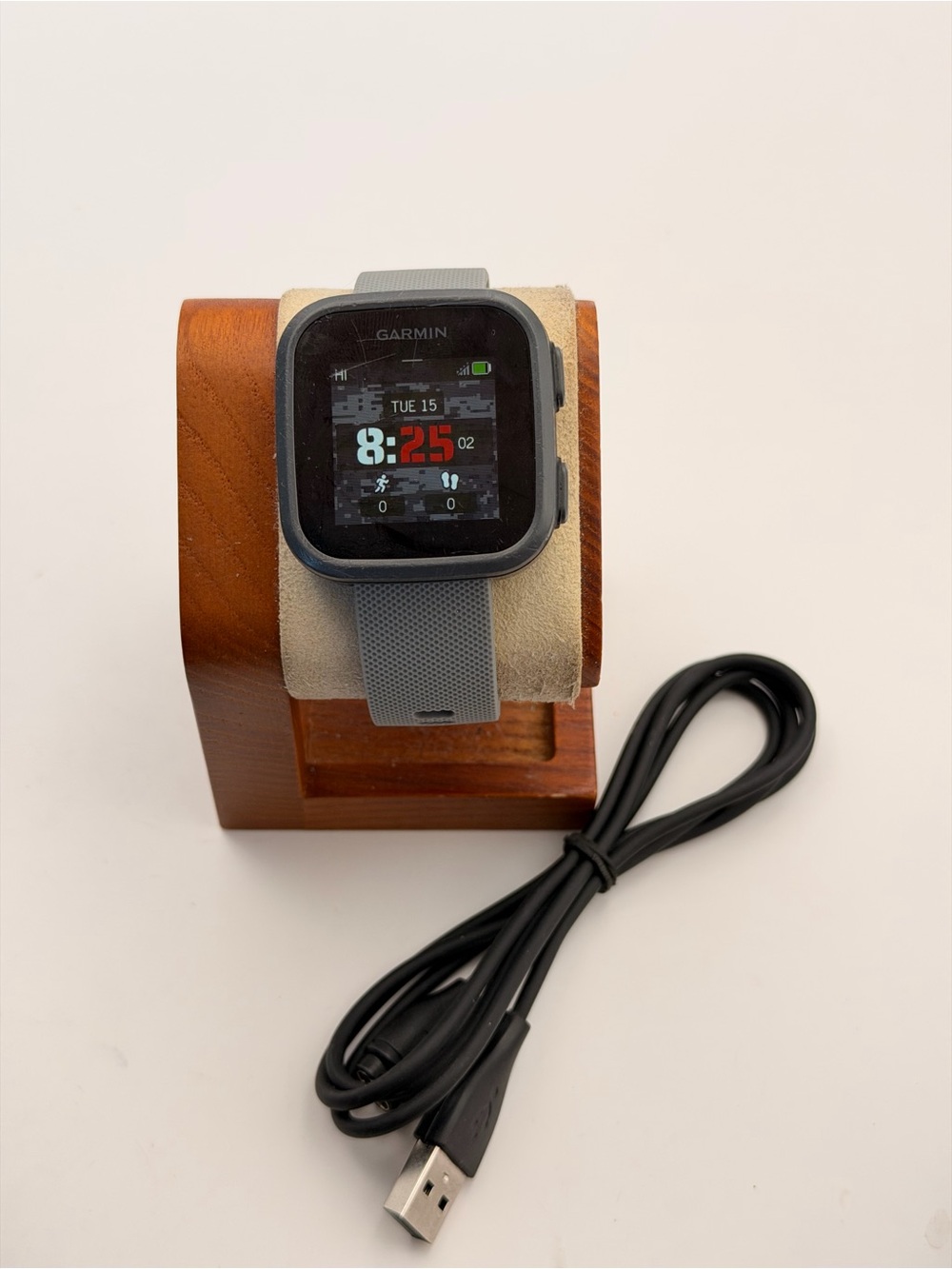 Garmin Bounce, Kids Smartwatch, Charger Included, New Band, Black/Silver